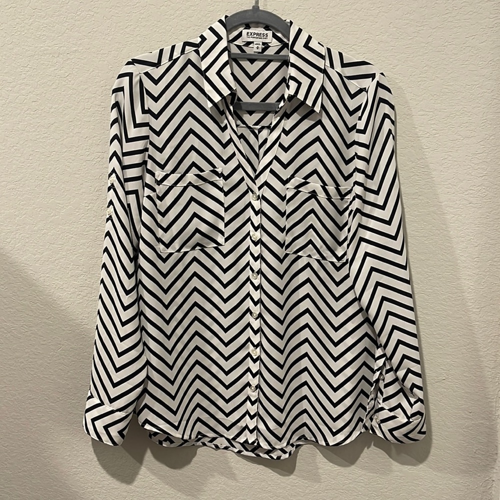 Express Black & White Chevron Blouse - Size M